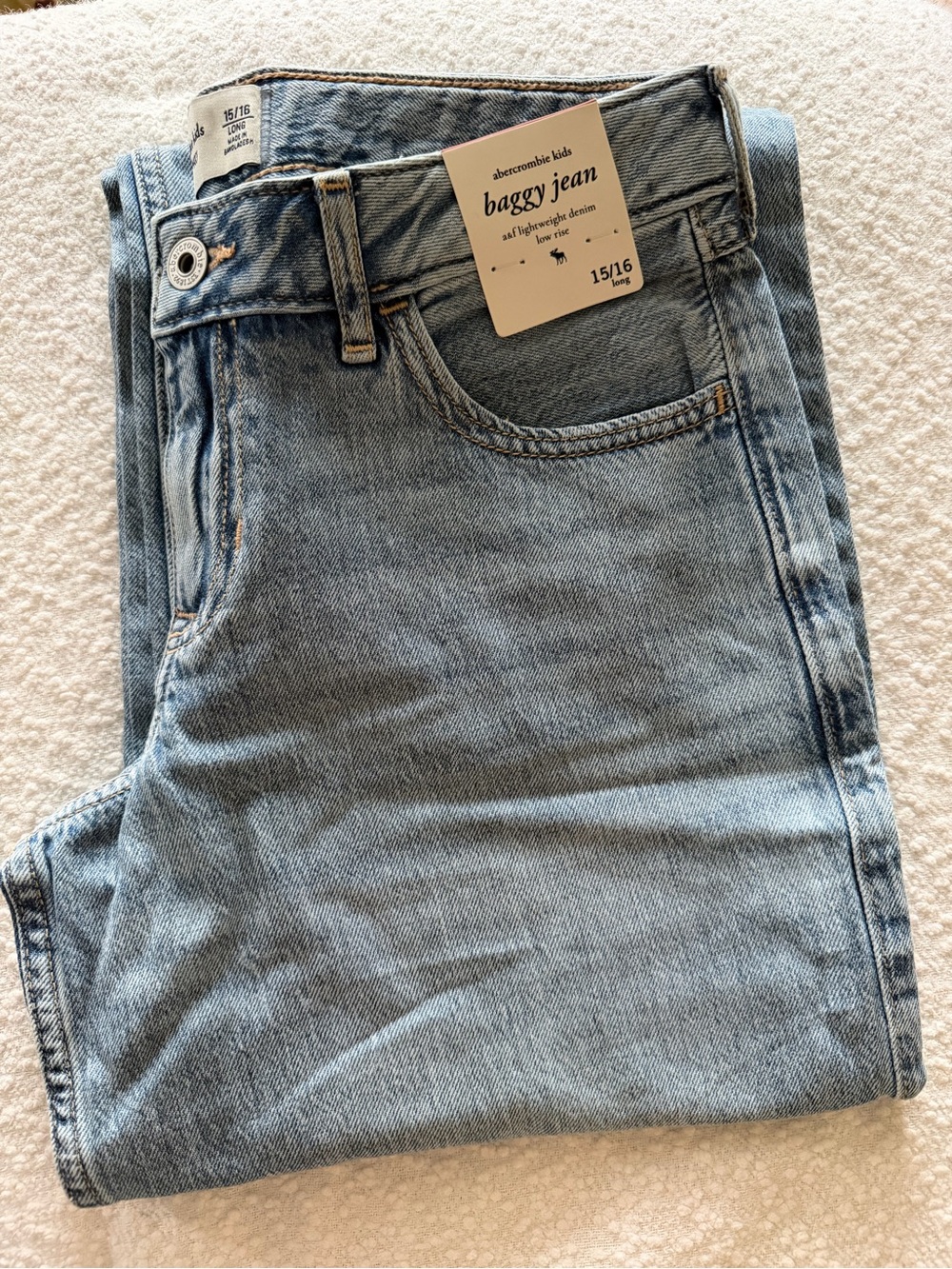 A&F Girls 15/16 Low Rise Baggy Jeans, NWT